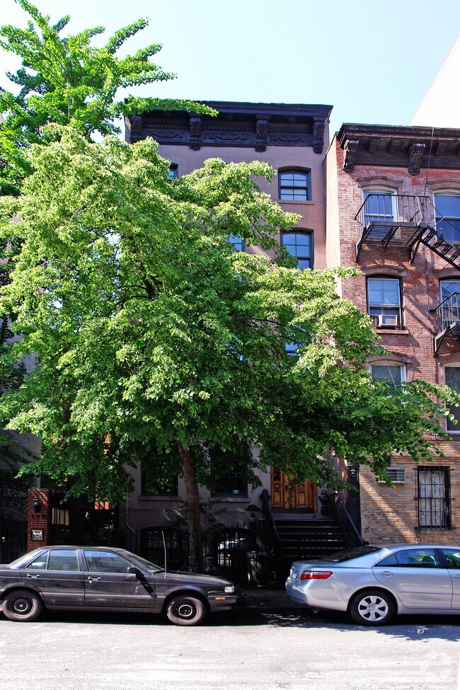 Foto del edificio - 110 W 15th St