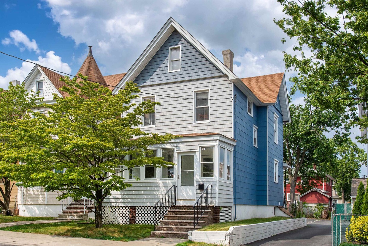 153 Laurel Ave, Kearny, NJ 07032 House Rental in Kearny, NJ