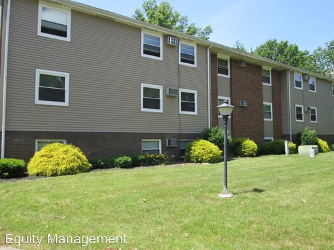 Primary Photo - 333 Maplewood Dr