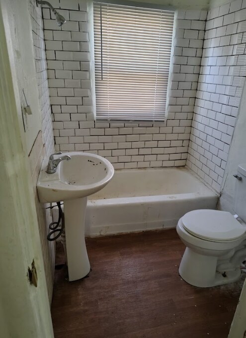 Foto del edificio - 208 Elm St