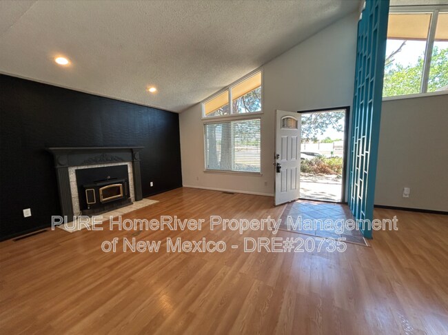 Foto del edificio - 3509 N Dustin Ave