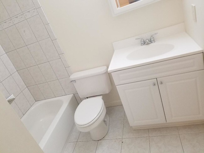 Foto del edificio - 145 Bishops Gate Ln