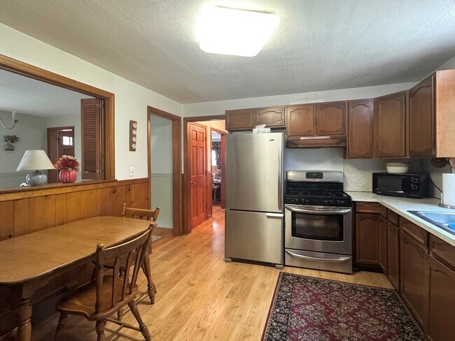 Foto del edificio - 293 Birch Bluffs Dr