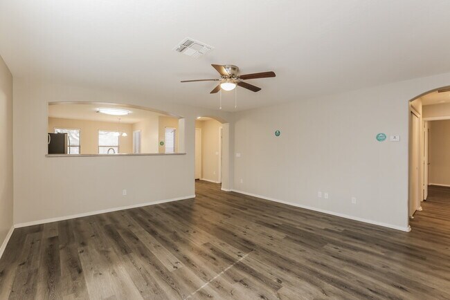 Building Photo - 7637 S 27th Way