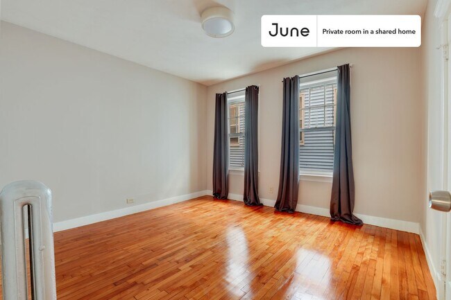 Foto del edificio - Room in Shared 4 bed/1 bath home