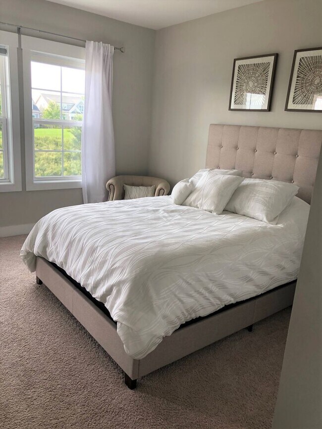 Foto del edificio - Incredible location in Briar Chapel for this stunning 3 / 4 bedroom home - furnished option avail...