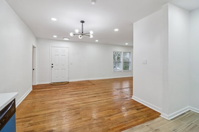 Photo - 3159 Bobolink Dr (Decatur, GA) House