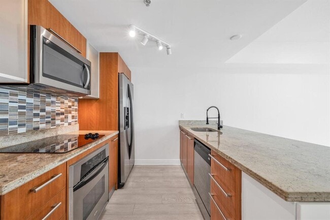 Foto del edificio - 185 SW 7th St