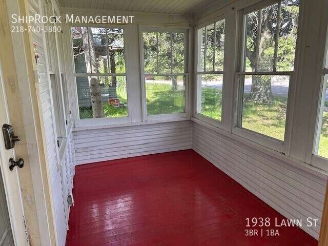 Foto del edificio - 1938 Lawn St