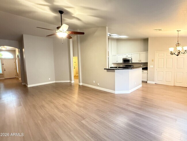 Building Photo - 3640 E Mountain Sky Ave