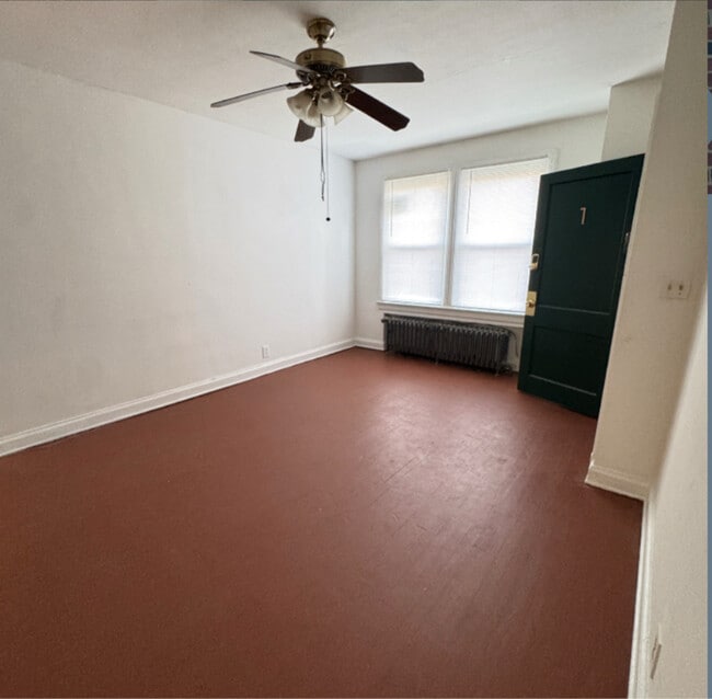 Foto del edificio - 441 Manor Pl NW