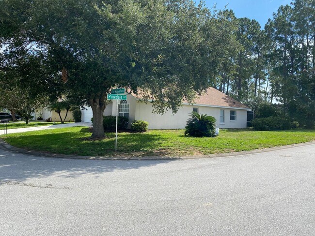 Building Photo - Pool-Home for Rent
