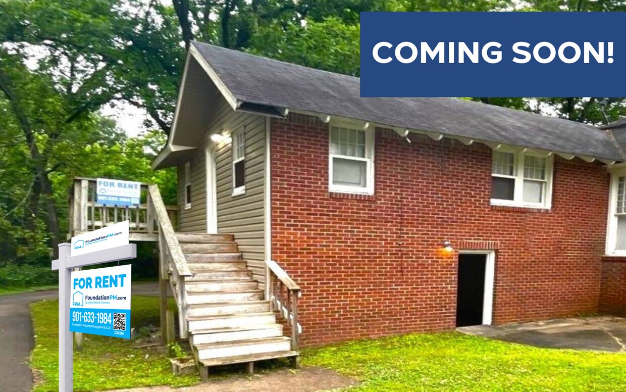 Primary Photo - 5786 Woodlawn St