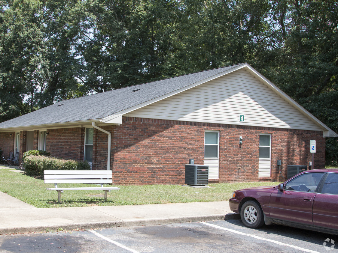 Building Photo - Orchard Park Apartments