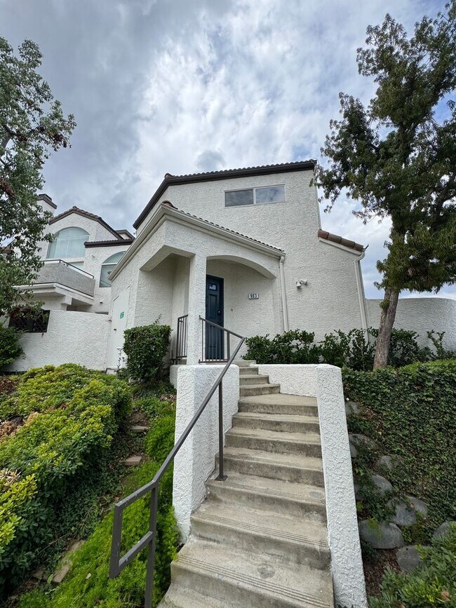 Foto del edificio - Beautifully Maintained Condo in Prestigious Chino Hills Community