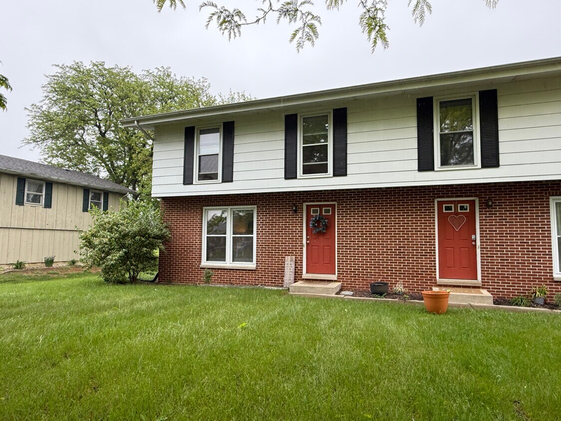 Foto principal - 3148 Benham Ave