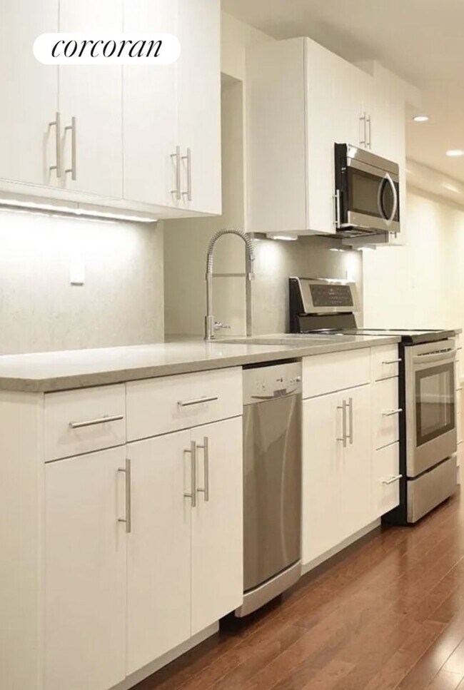 Foto del edificio - 331 E 89th St
