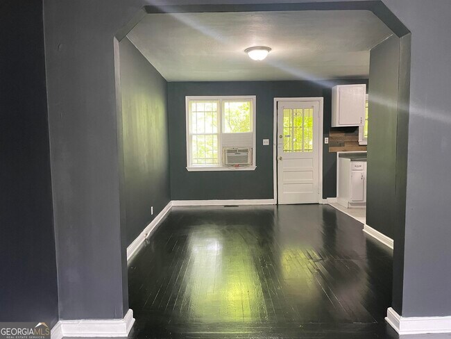 Foto del edificio - 2961 Tribble Ln NW