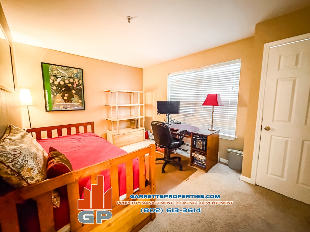 Photo - 183 Hildred Dr (Burlington, VT)