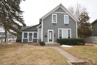 Building Photo - 620 7th St SW