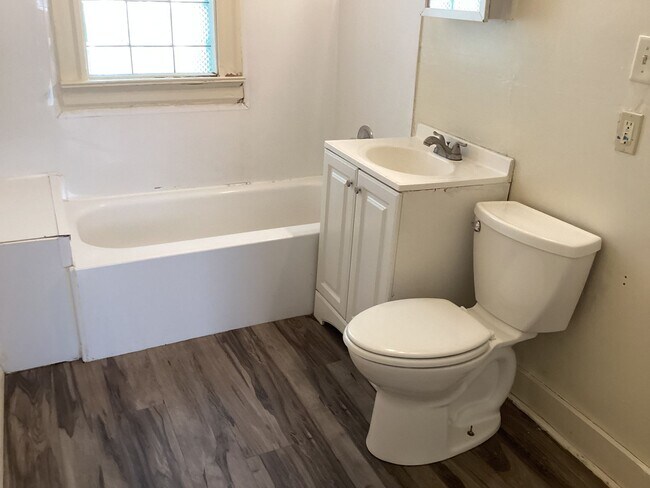 Building Photo - 2477 N Richards St