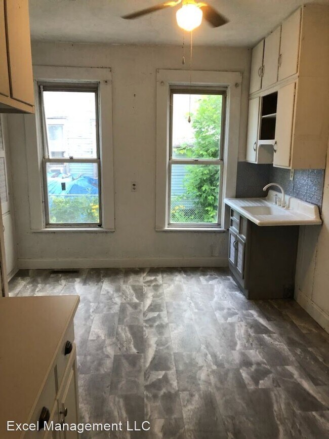 Foto del edificio - 2 br, 2 bath House - 820 Prospect St