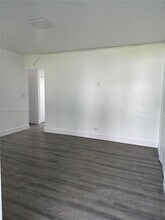 Building Photo - 711 Beacom Blvd