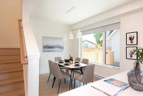 Photo du bâtiment - 1442 E 30th Ave