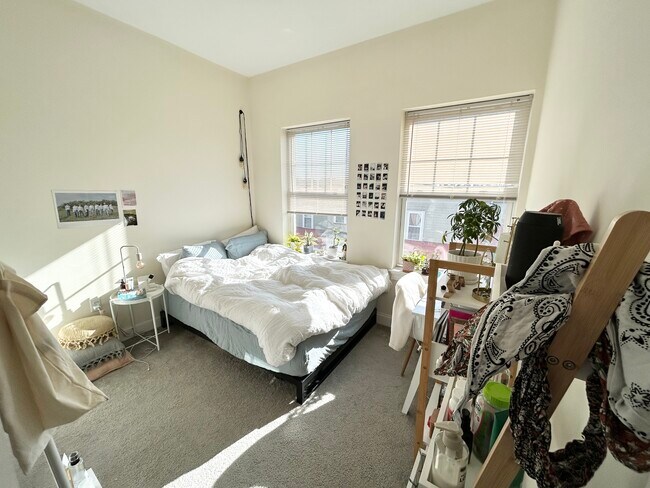 Foto del edificio - 81-85 Amory St