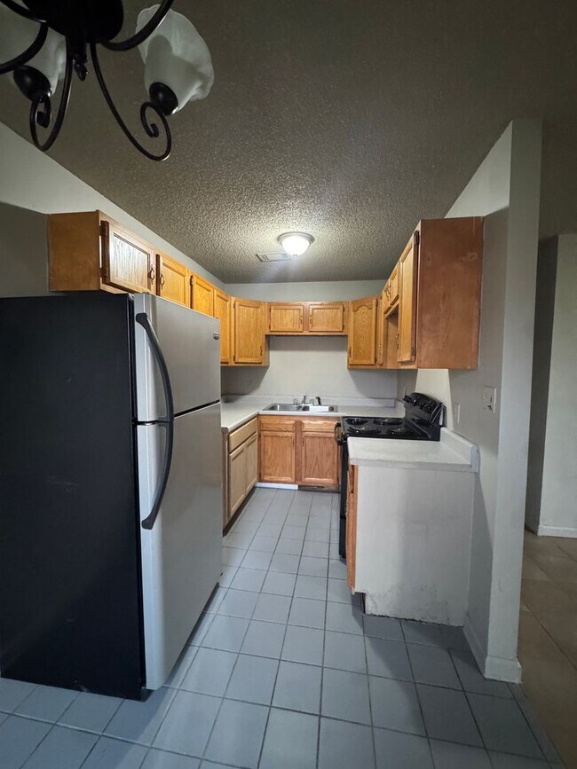 Foto del edificio - 2 Bed / 1 Bath Duplex in Weiner, AR