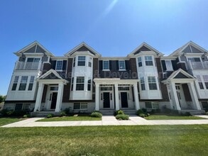 Building Photo - 4435 Monroe Ct