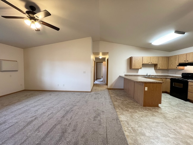 Building Photo - River Trail Estates - Half Off Security De...