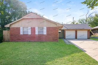 Building Photo - 621 Juniper Ave