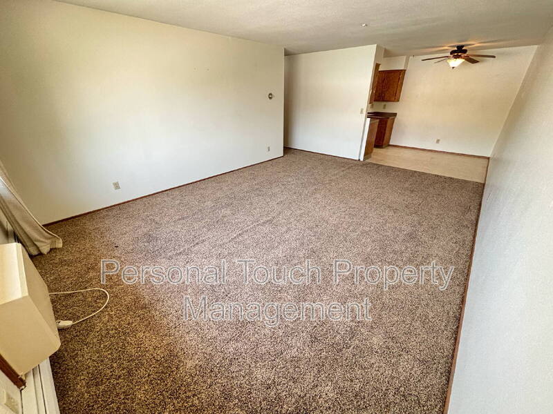 Foto principal - 301 6th St S