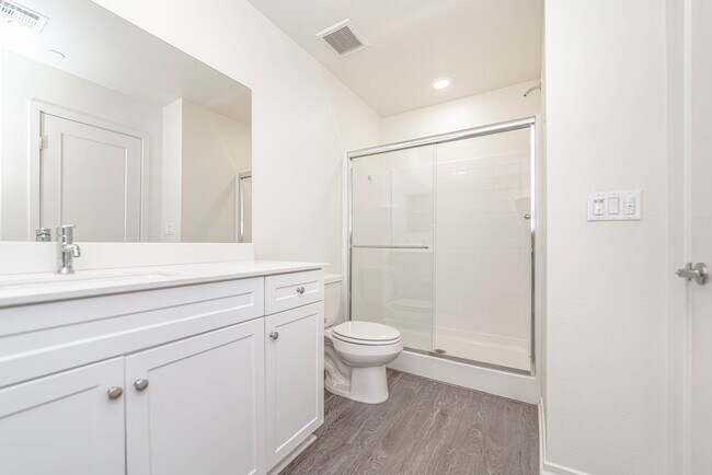Foto del edificio - 10270 Artesia Blvd