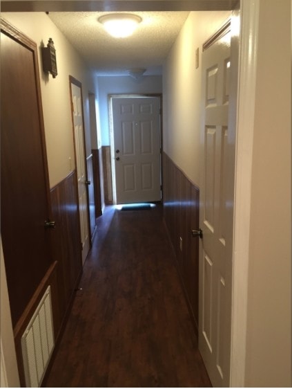 Foto del edificio - River Valley Realty- Stonehill Apartments