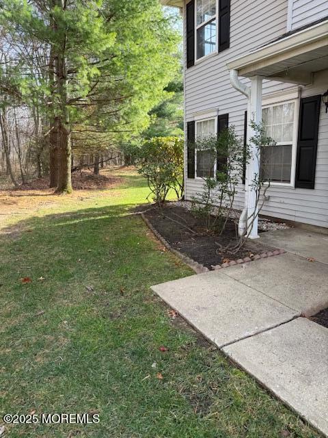 Foto del edificio - 975 Lily Ct