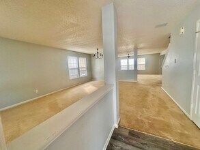 Building Photo - 14302 Holly Berry Cir