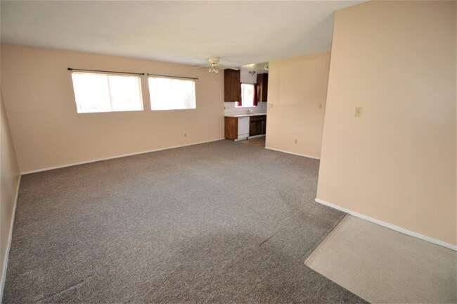 Building Photo - 360 Freeman Ave