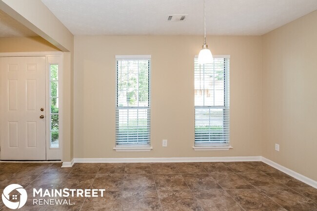 Building Photo - 4987 Wedgewood Pl