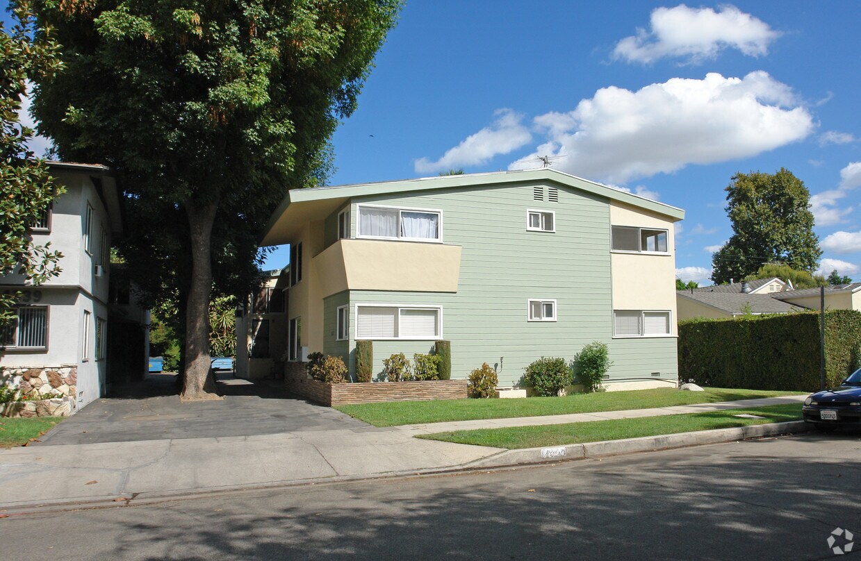 14333 Albers St, Sherman Oaks, CA 91401 Apartments in Sherman Oaks