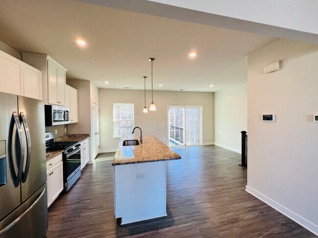 Foto del edificio - 234 Amber Acorn Ave