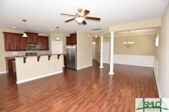 Building Photo - 44 Spg Lk Cir