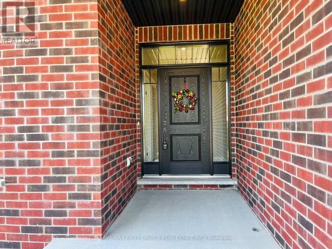 Building Photo - 7 Rea Ct