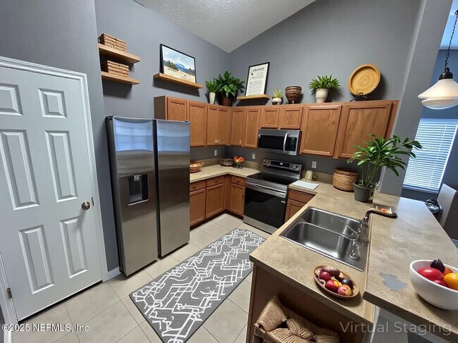 Foto del edificio - 575 Oakleaf Plantation Pkwy