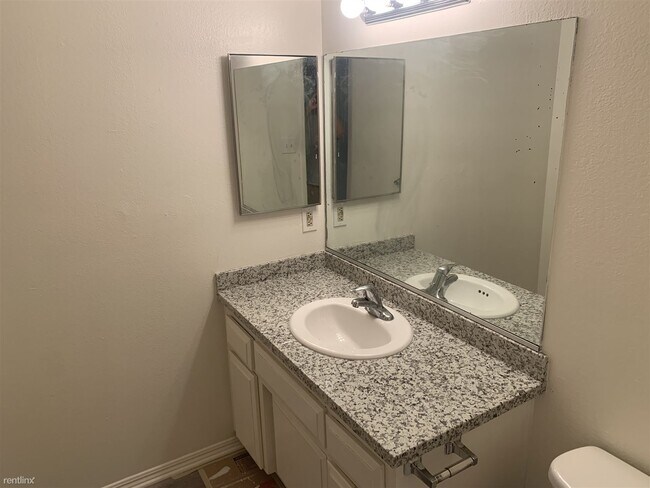 Foto del edificio - 3 br, 2 bath House - 3813 White Lane
