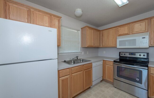 Building Photo - 1001 Crepe Myrtle Ct