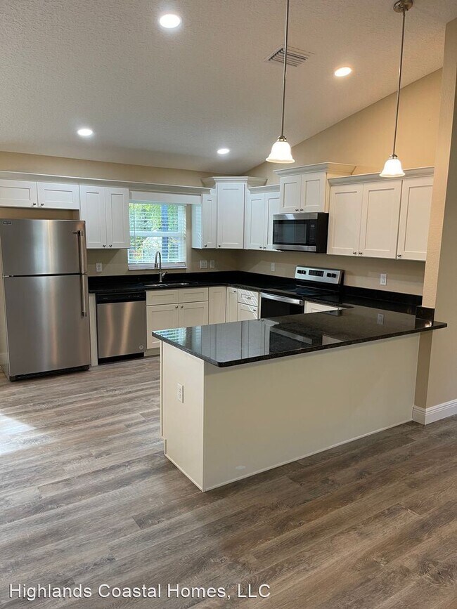 Foto del edificio - 4 br, 2 bath House - 132 W. Greenbriar Pl.