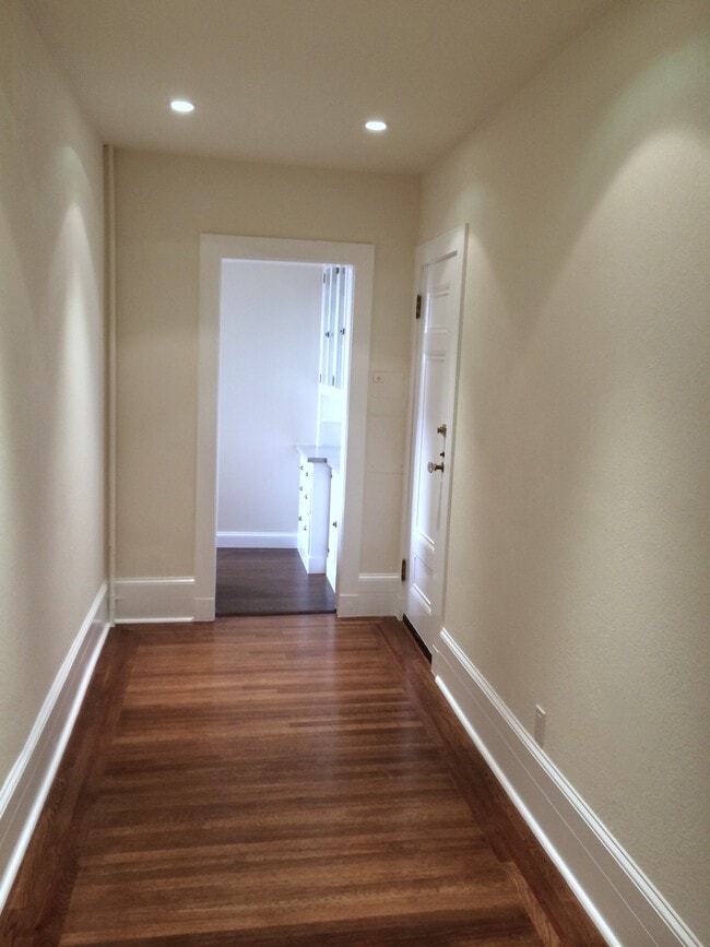 Building Photo - Warrington Apartments