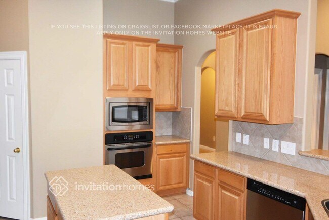 Building Photo - 18426 Wild Basin Tr